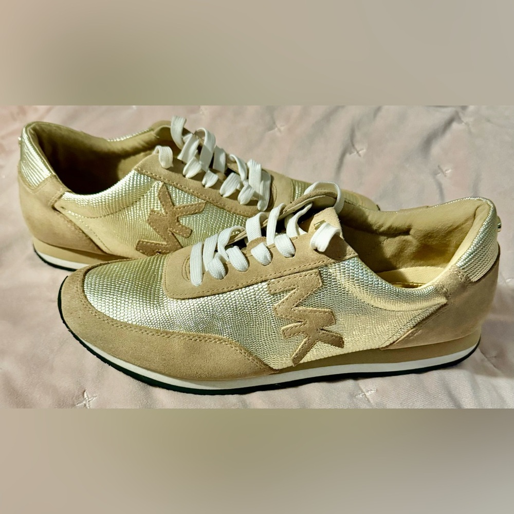 Super Cute Michael Kors gold color tennis shoes!